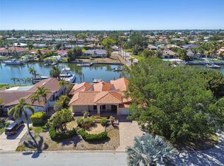 1997 Kansas Ave NE, Saint Petersburg, FL 33703