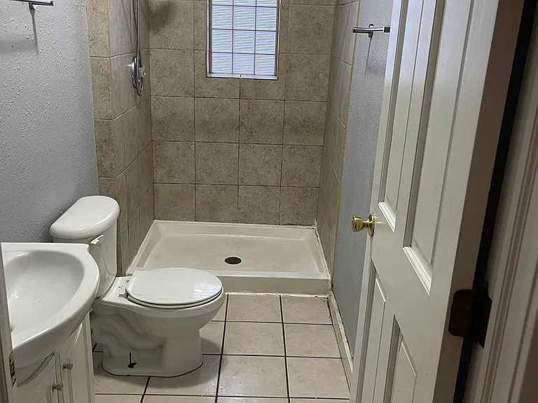 Parkview Place Apartments — Photo 7