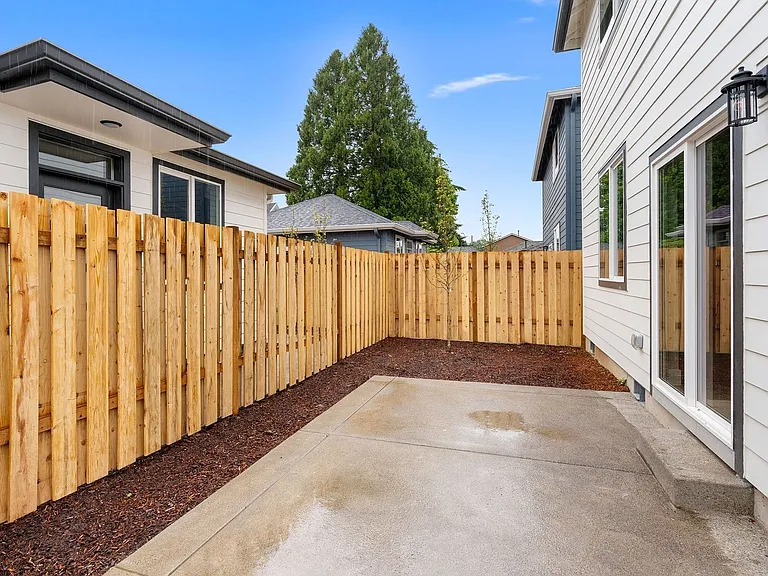 6345 SE 85th Ave #A — Photo 32