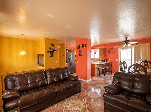 4th image of 138 W Oaks Dr