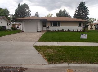 1515 Radisson Rd, Crookston, MN 56716