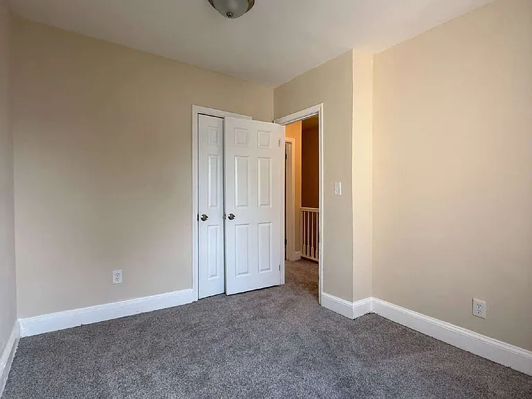 3426 Baker St NE — Photo 20
