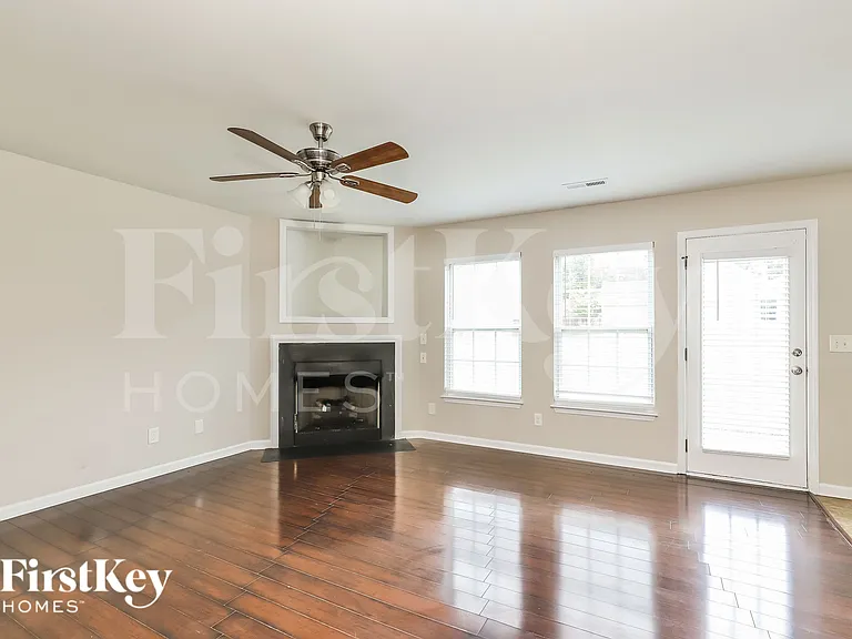 2803 Quail Oaks Dr — Photo 4