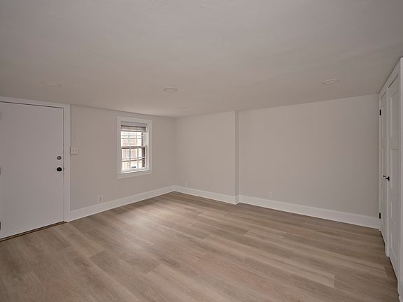 5th image of 20B W Bridge St #B