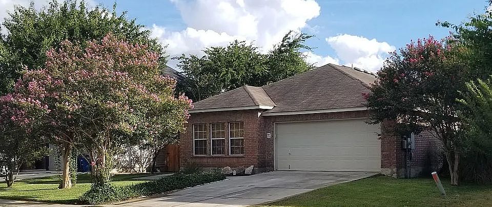 1st image of 845 Lincolnshire Dr