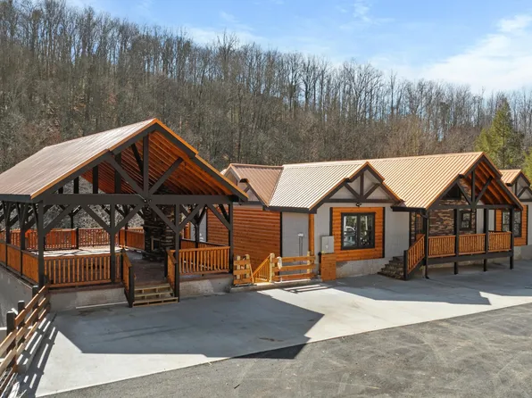 212 Marian Lake Way, Sevierville, TN 37862