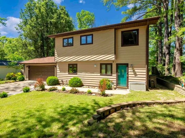 2114 W Sunset Dr, Carbondale, IL 62901