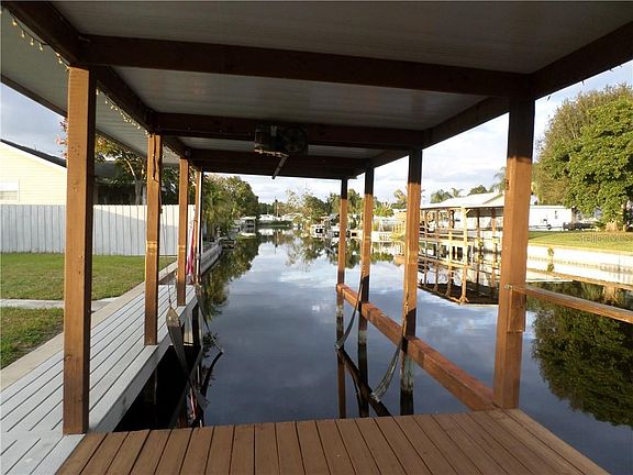 4th image of 3022 SE 34th Ave
