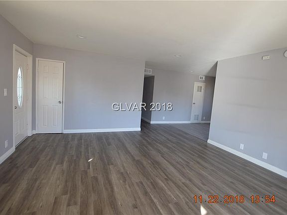 5th image of 983 Count Wutzke Ave
