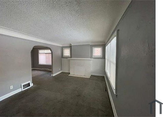 2nd image of 15855 Sorrento St