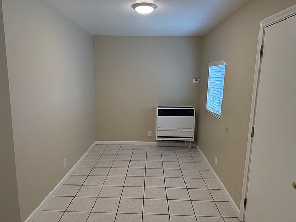 2nd image of 852 N Ventura Ave #852