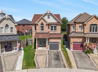 18 Herefordshire Cres, East Gwillimbury, ON L9N0B7