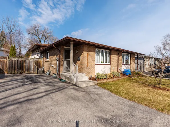 3859 Panama Ct, Niagara Falls, ON L2J 3Z8