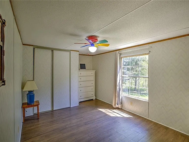 4201 Dunagan Rd — Photo 28
