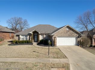 2610 N Hills Blvd, Van Buren, AR 72956