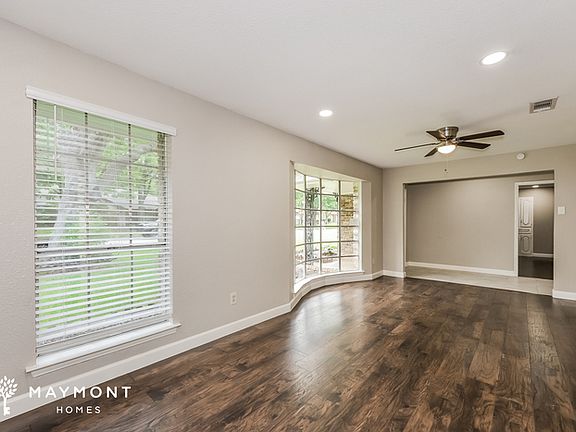 5th image of 1040 Rosewood Dr