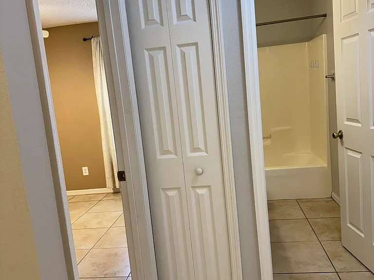 4058 Wilkes Dr — Photo 7