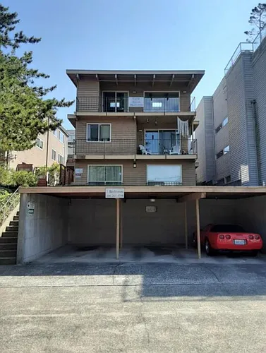 2360 Yale Ave E #2 Photo 1 2360 Yale Ave E #2 Photo 1