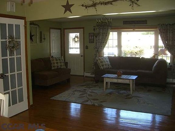 2nd image of 1034 Woodland Dr