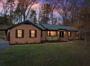 615 Idlewood Dr, Clarksville, TN 37043
