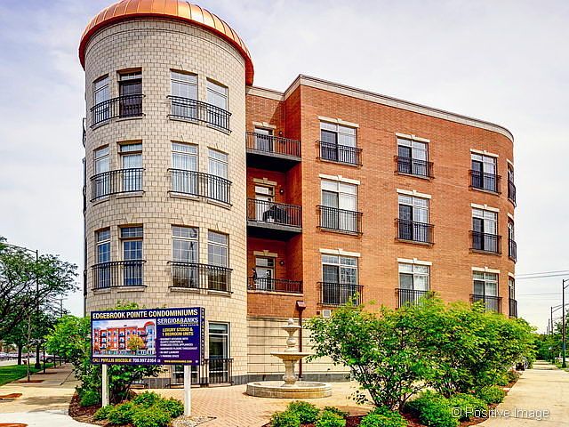 1st image of 6425 W Touhy Ave Ste A