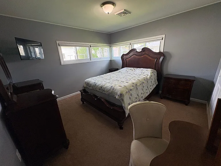 26 Copper Beech Ln — Photo 8