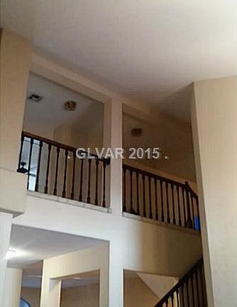 3rd image of 2241 Harbor Cliff Dr