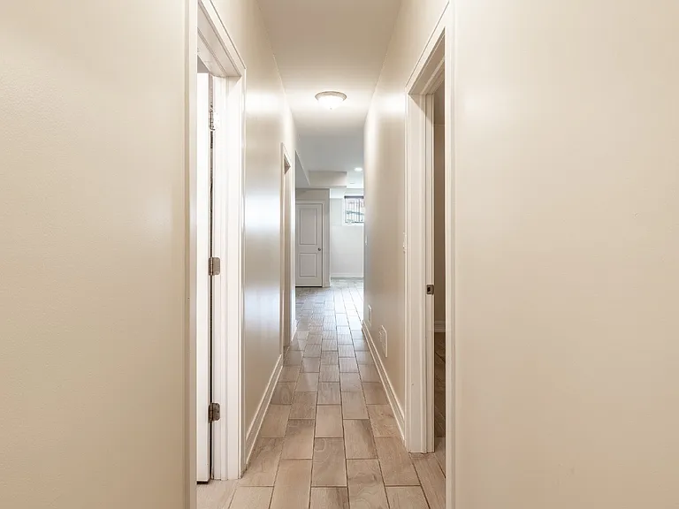 1110 N Christiana Ave — Photo 25