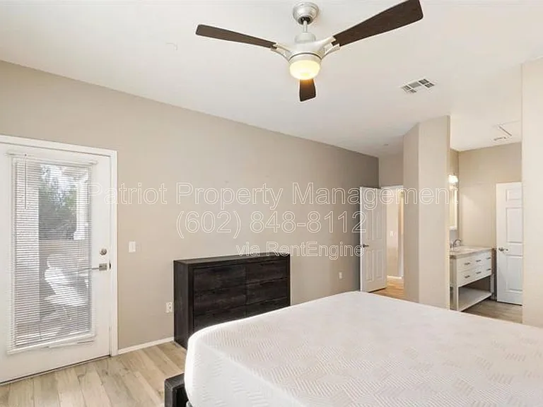 9550 E Thunderbird Rd #213 — Photo 11