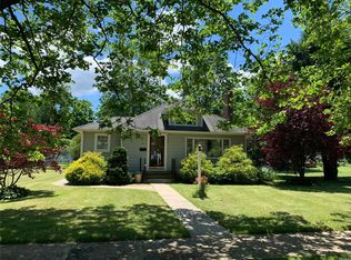 11 1st Ave, Central Islip, NY 11722