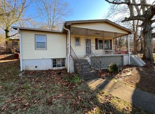 1885 E Main St, Waynesboro, VA 22980