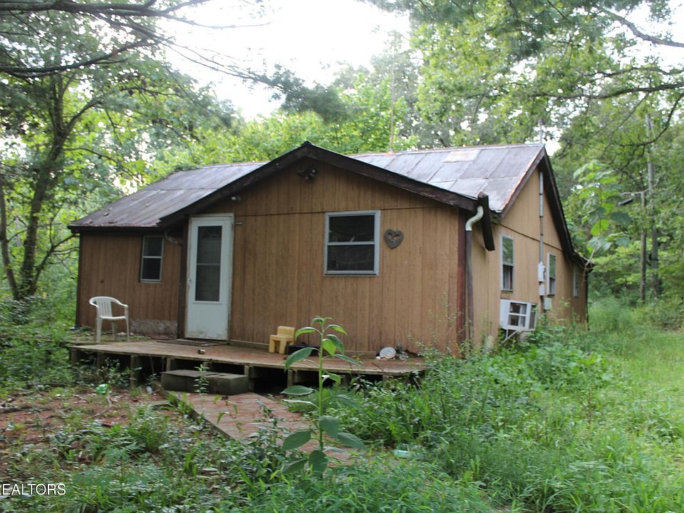 1st image of 8344 Shade Weaver Rd