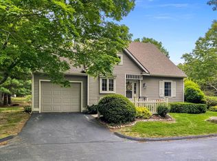 1 Dogwood Ln #1, Niantic, CT 06357