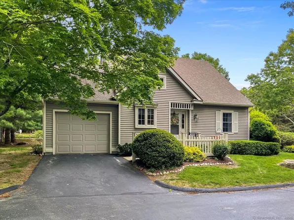 1 Dogwood Lane #1, East Lyme, CT 06357