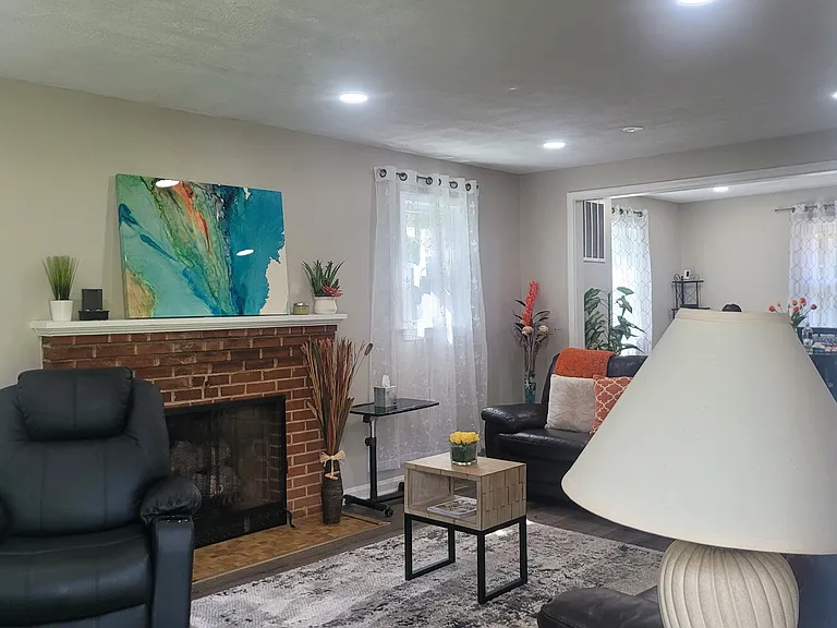 16309 Holly Hill Dr — Photo 19