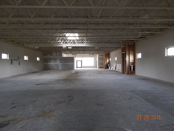 3rd image of 907 Cherry St