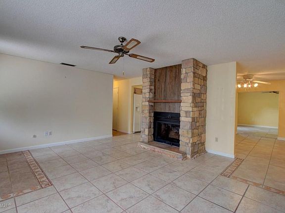 4th image of 4816 Archer Ct
