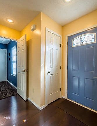 2nd image of 2204 S Laurelwood Dr