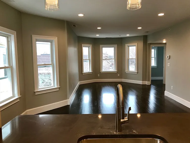 91 Grant St #3 — Photo 14