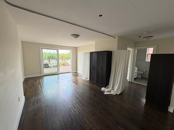 3rd image of 490 Ocean Pkwy APT 56