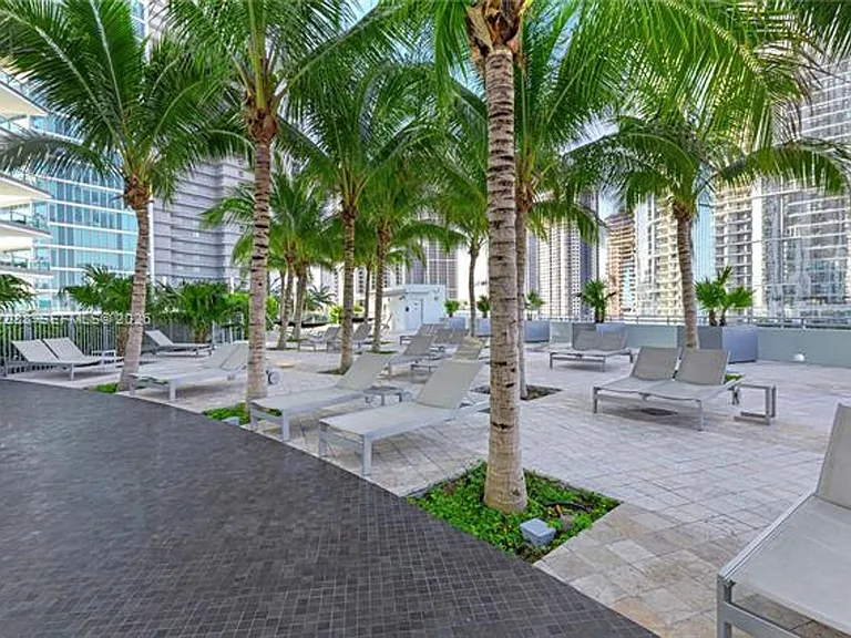 900 Biscayne Blvd #3109 — Photo 41
