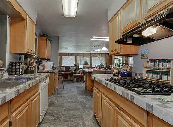 3rd image of 8903 Galena Dr