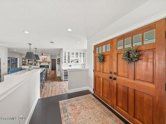3rd image of 520 Whispering Pines Cir