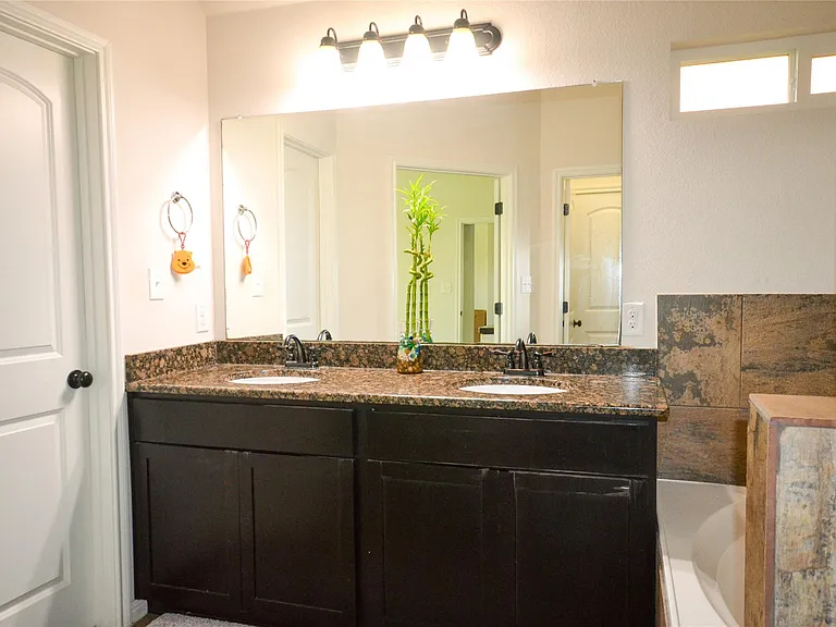 5632 Sabbia Dr — Photo 14