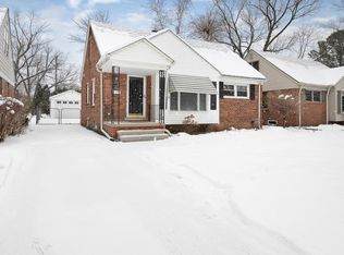 2904 Shenandoah Dr, Royal Oak, MI 48073