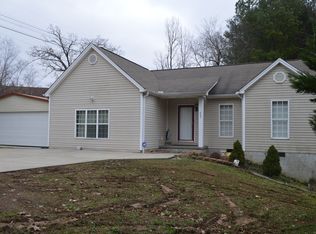 860 Lower Mill Rd, Hixson, TN 37343