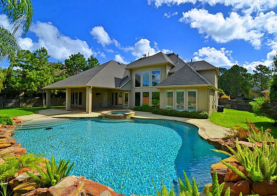 2nd image of 4910 Hollowvine Ln