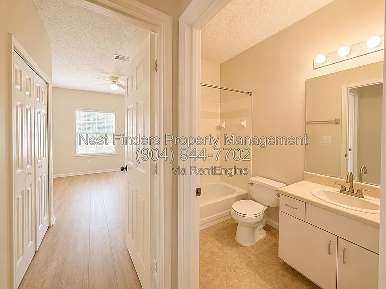 10000 Gate Pkwy N #1015 — Photo 18
