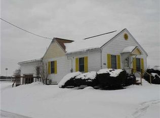 9280 Crossingville Rd, Albion, PA 16401