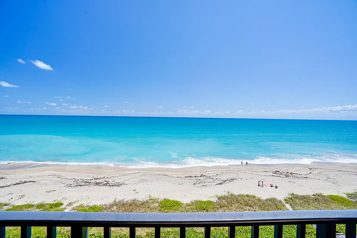 Building Photo - 10044 S Ocean Dr #905
